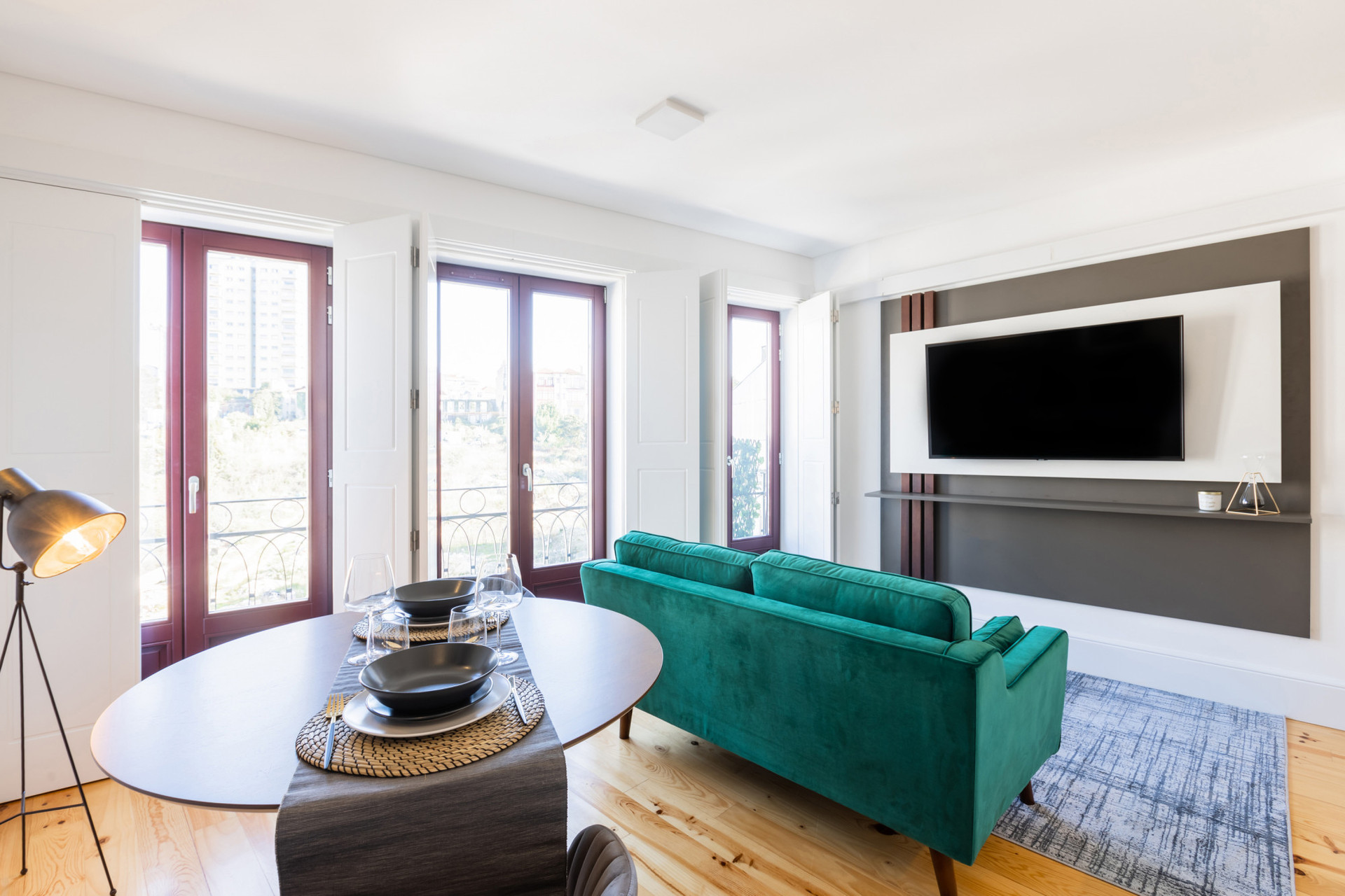 Living Room / Kitchenette with Flat-Screen TV and Dining Area