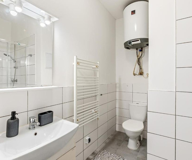 Hidden Garden Residence | Terrace & 2 Bedrooms