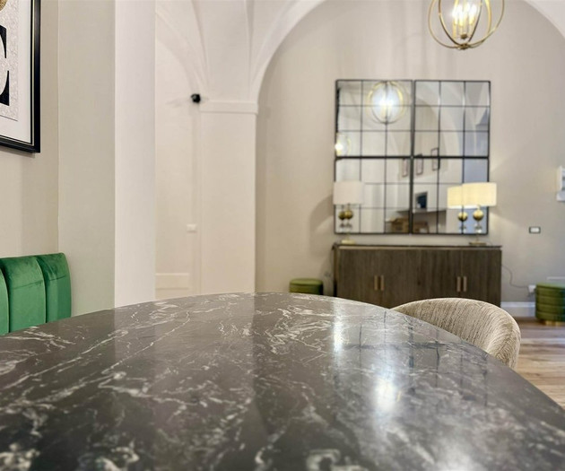 Central & Fully Furnished 2-Room Apartment in Aach