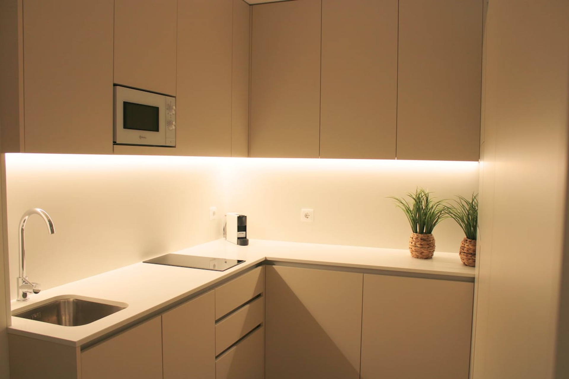 Kitchen or kitchenette, Kitchen or kitchenette