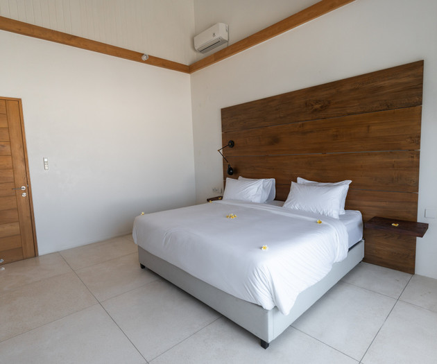 Luxury Ocean Front Private Pool  5 BDR Nalas Villa