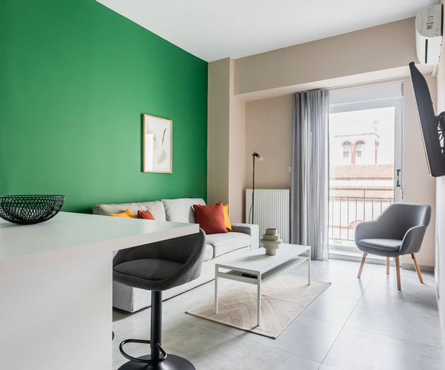 Comfortable 2-bedroom apartment 250m from metro