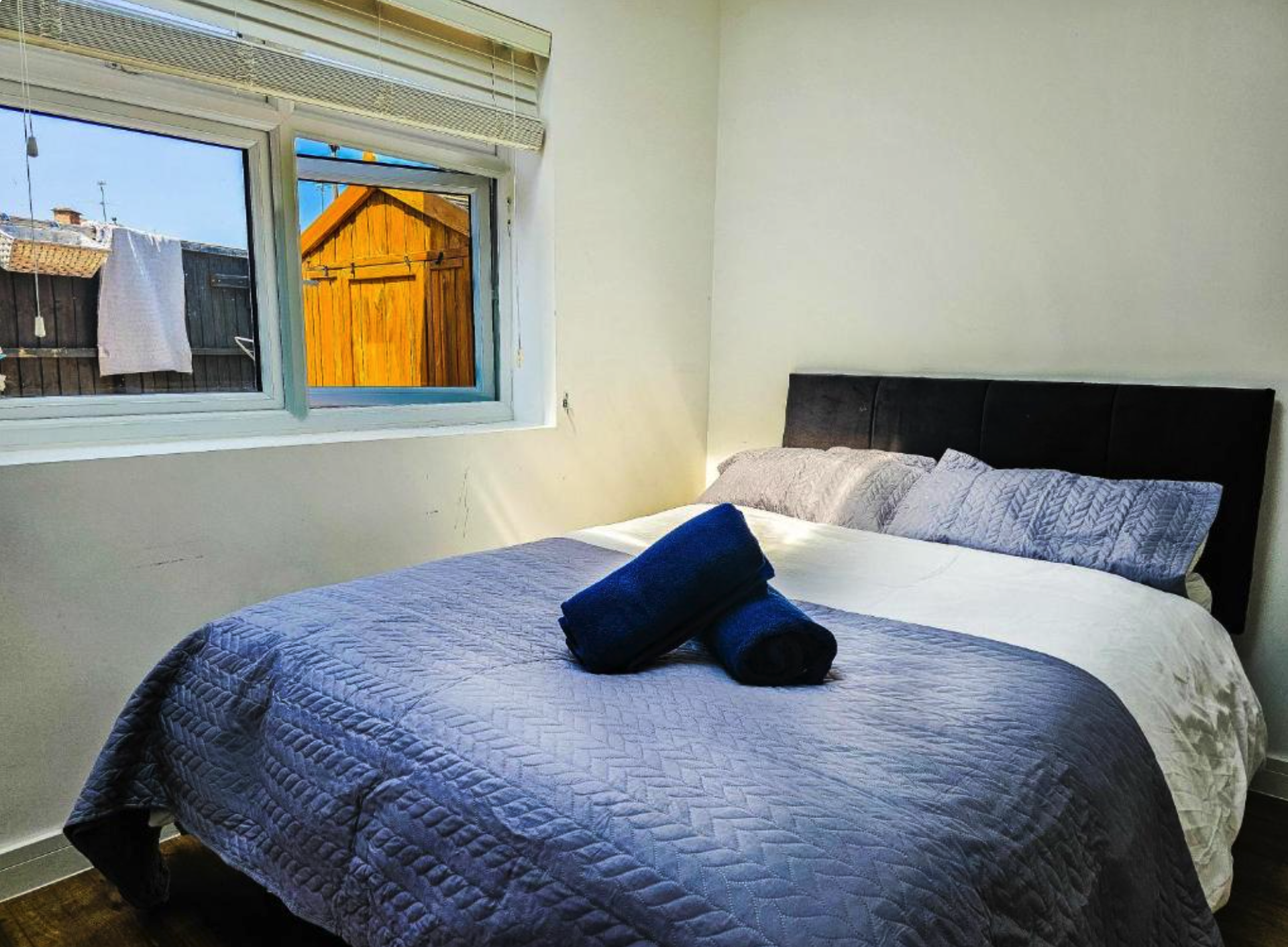 Double bedroom with blue bedding