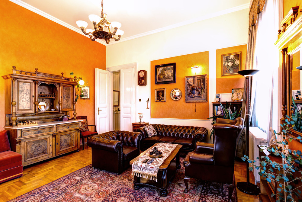 Antique Suite Astoria - Supercentral preview