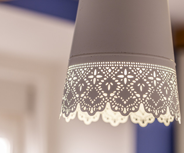 Lace pendant lamp