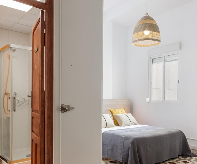 WONDERFUL LOFT BY QUART TOWERS MONTH RENTALS. Wifi
