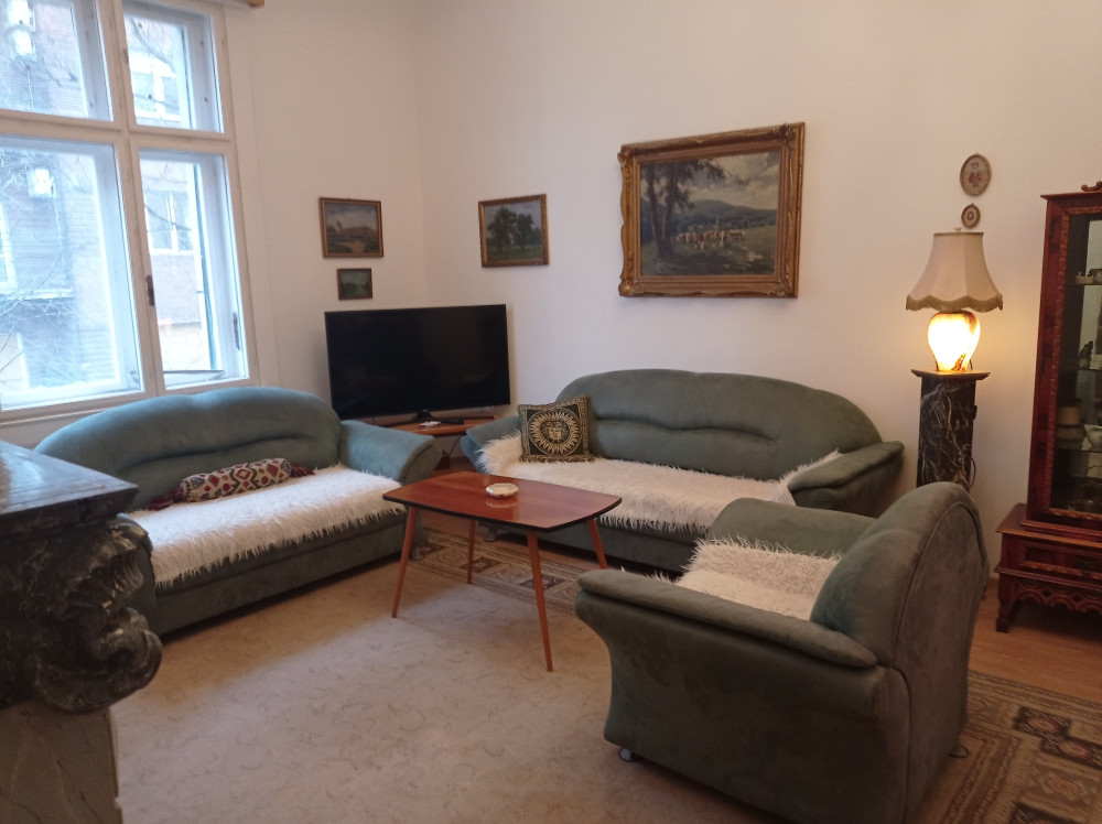 This property is for 60+ individuals or couples preview