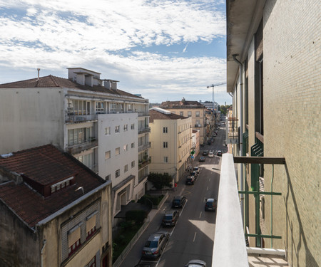 Stylish Comfortable Apartment w/ Balcony