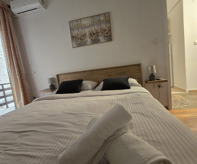 Central Athens 2BR near metro & universities