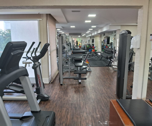 Premium 2BR Apartment in Peninsula Barra