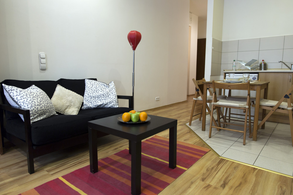 Fully equipped studio apartment with balcony! preview