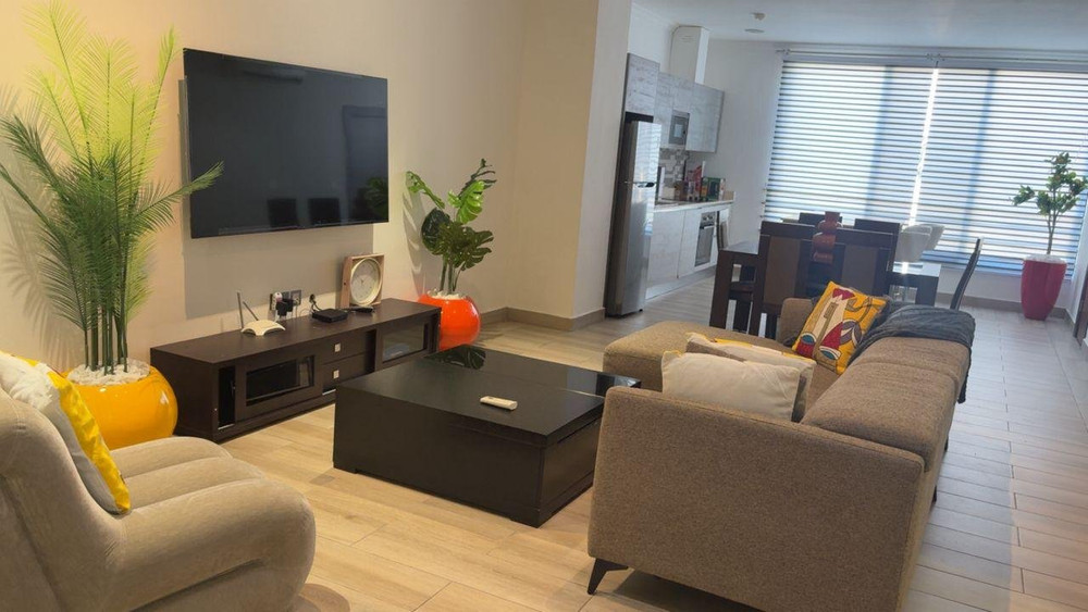 Stylish 2 Bedroom Fully Furnished Apartment in Can preview