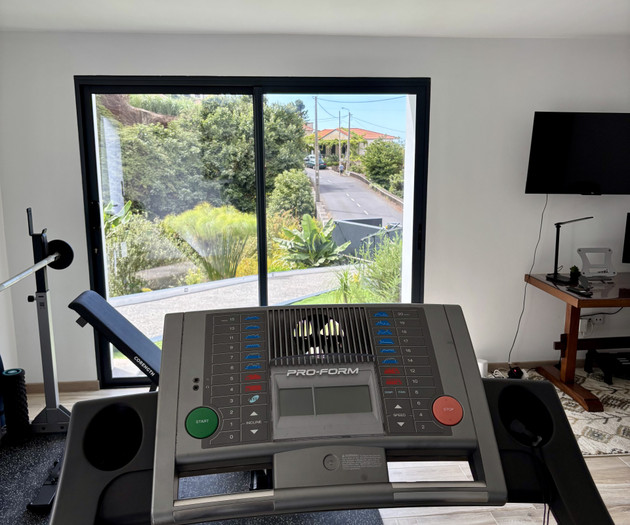 Villa w/ Private Heated Pool, Office, Gym- Madeira