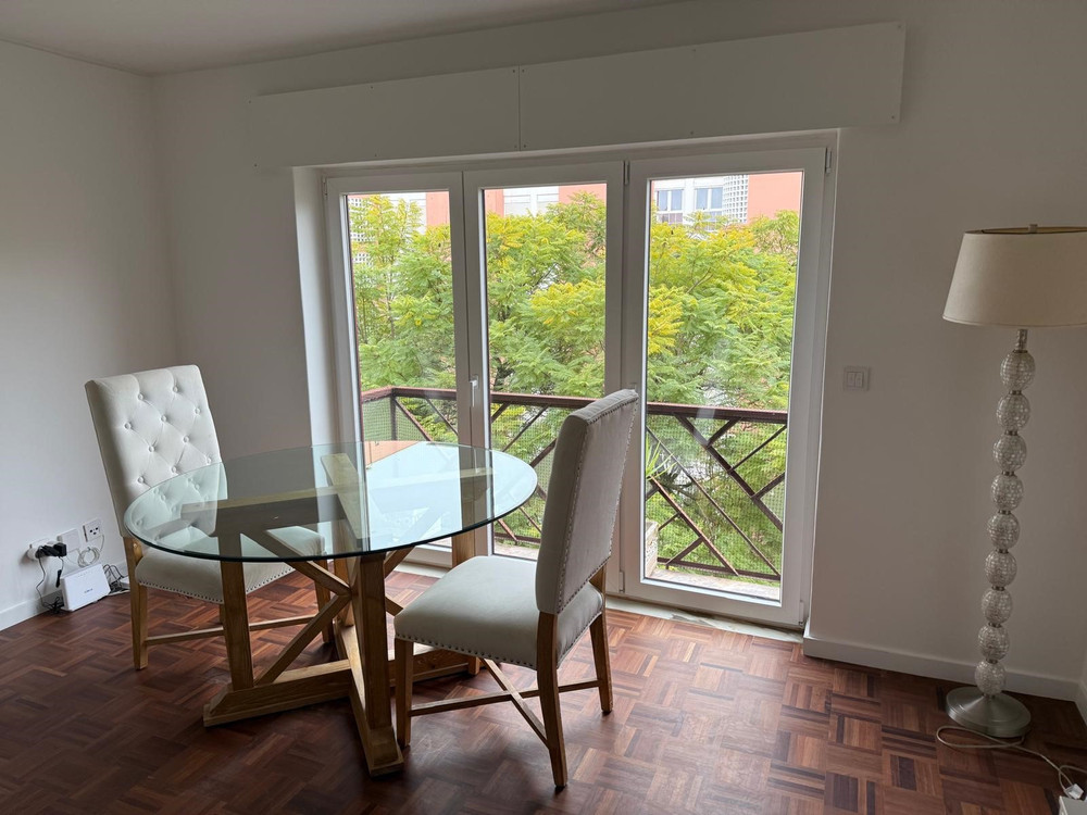 Bright & Spacious 2-Bedroom in Lisbon preview