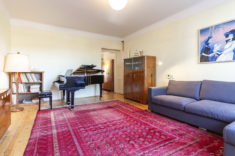 Flat with grand piano near Prague castle preview
