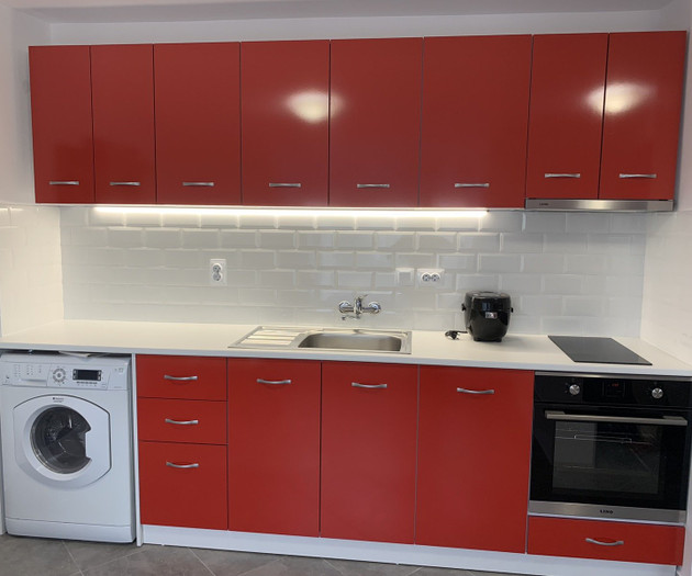 Stylish 1BR near Centre