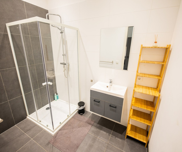 Contemporary Stylish 2BDR Apartment LK
