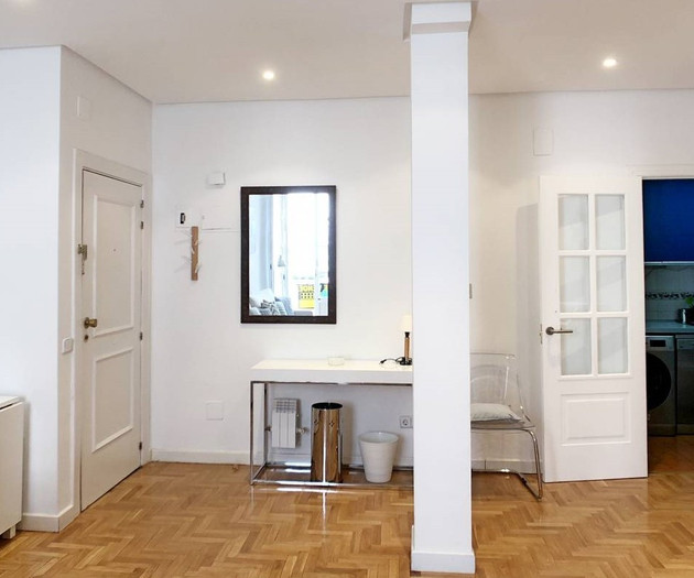 Apartamento en Cortes/ Barrio de las Letras Madrid