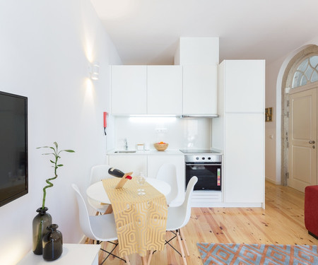 Spacious Bright Flat w/ Terrace