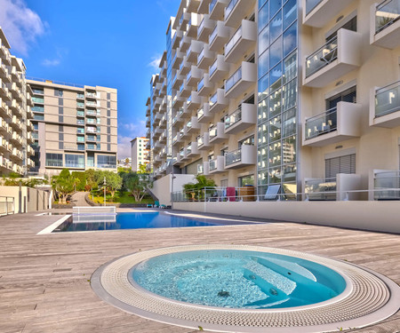 Blue Sky Apartment