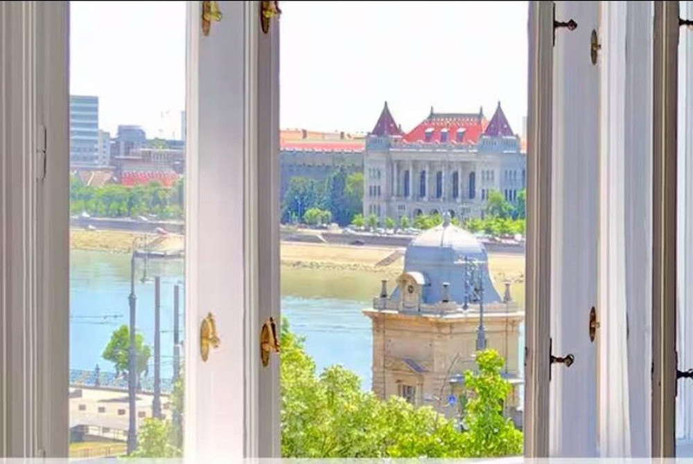 Fully equipped Danube view studio for rent preview