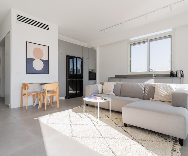 Blueground | Nahalat Byniamin,High End,Balcony -36