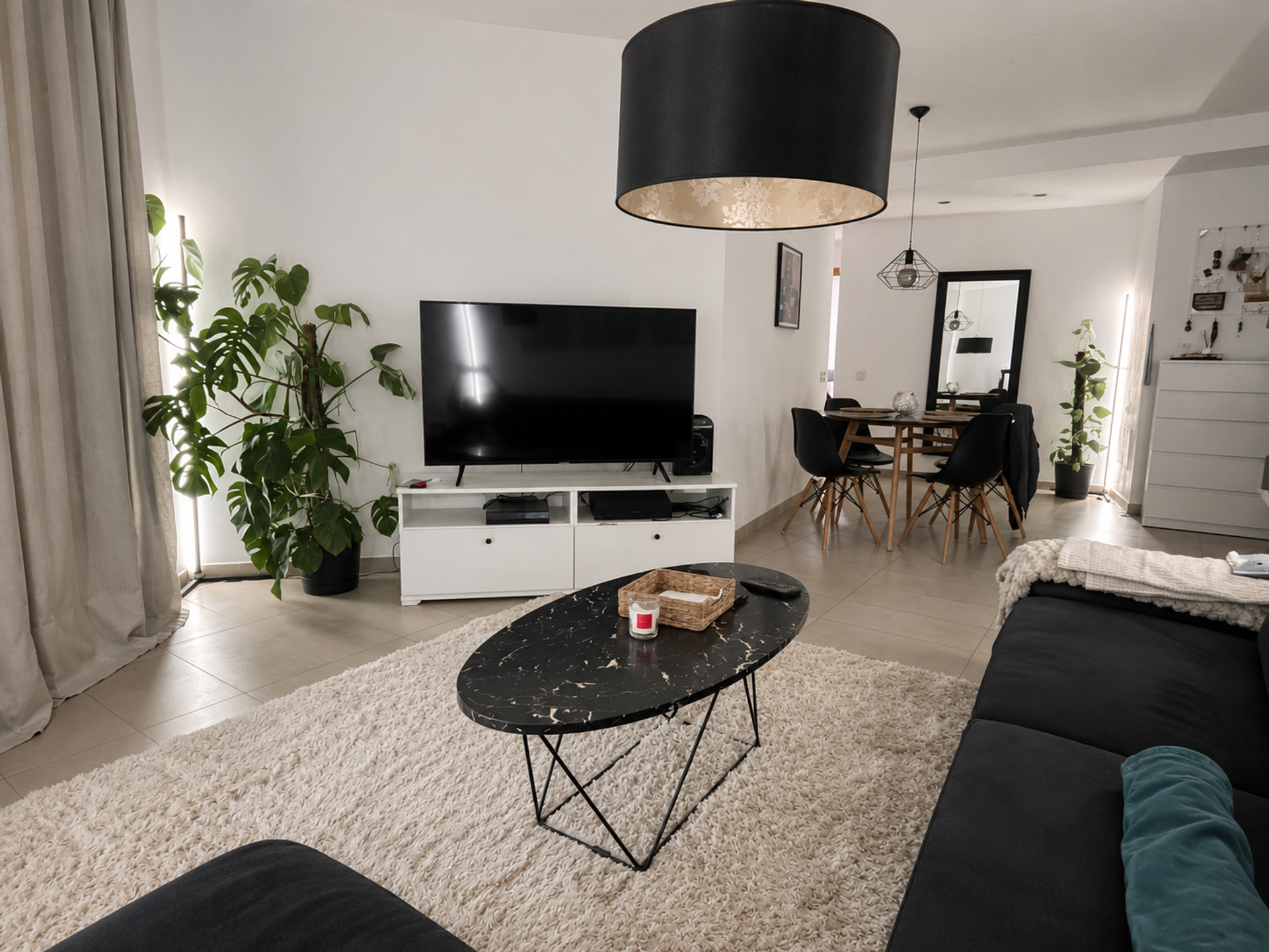 Shared - Livingroom