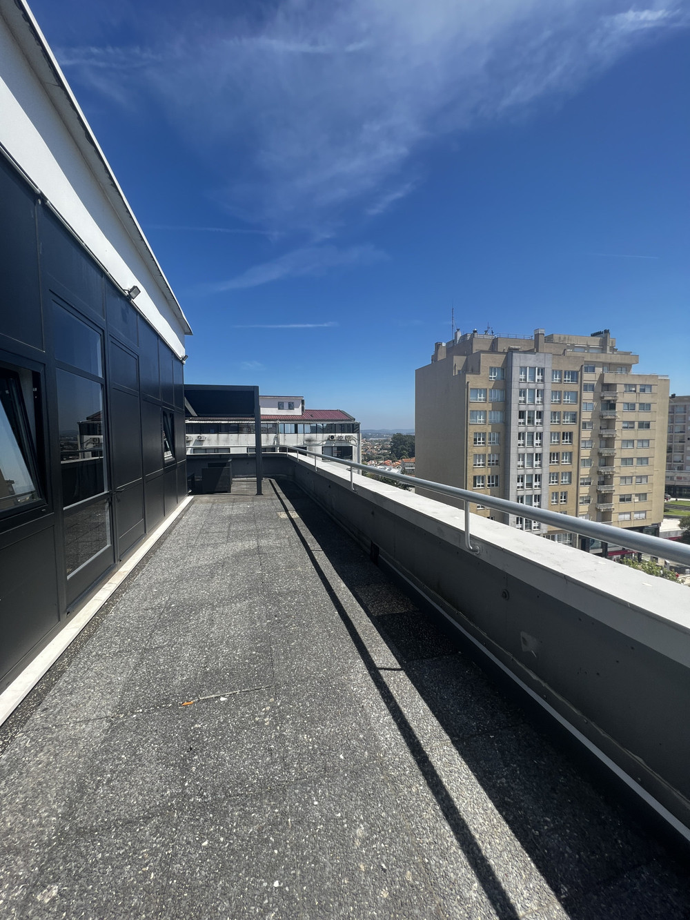 Sunny flat preview