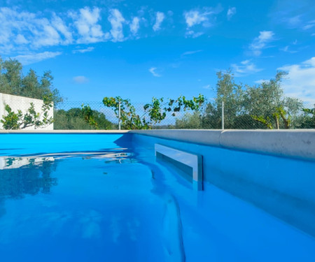 Country house with pool and barbecue