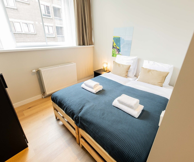 Luxurious Dowtown 3BDR Apartment WS