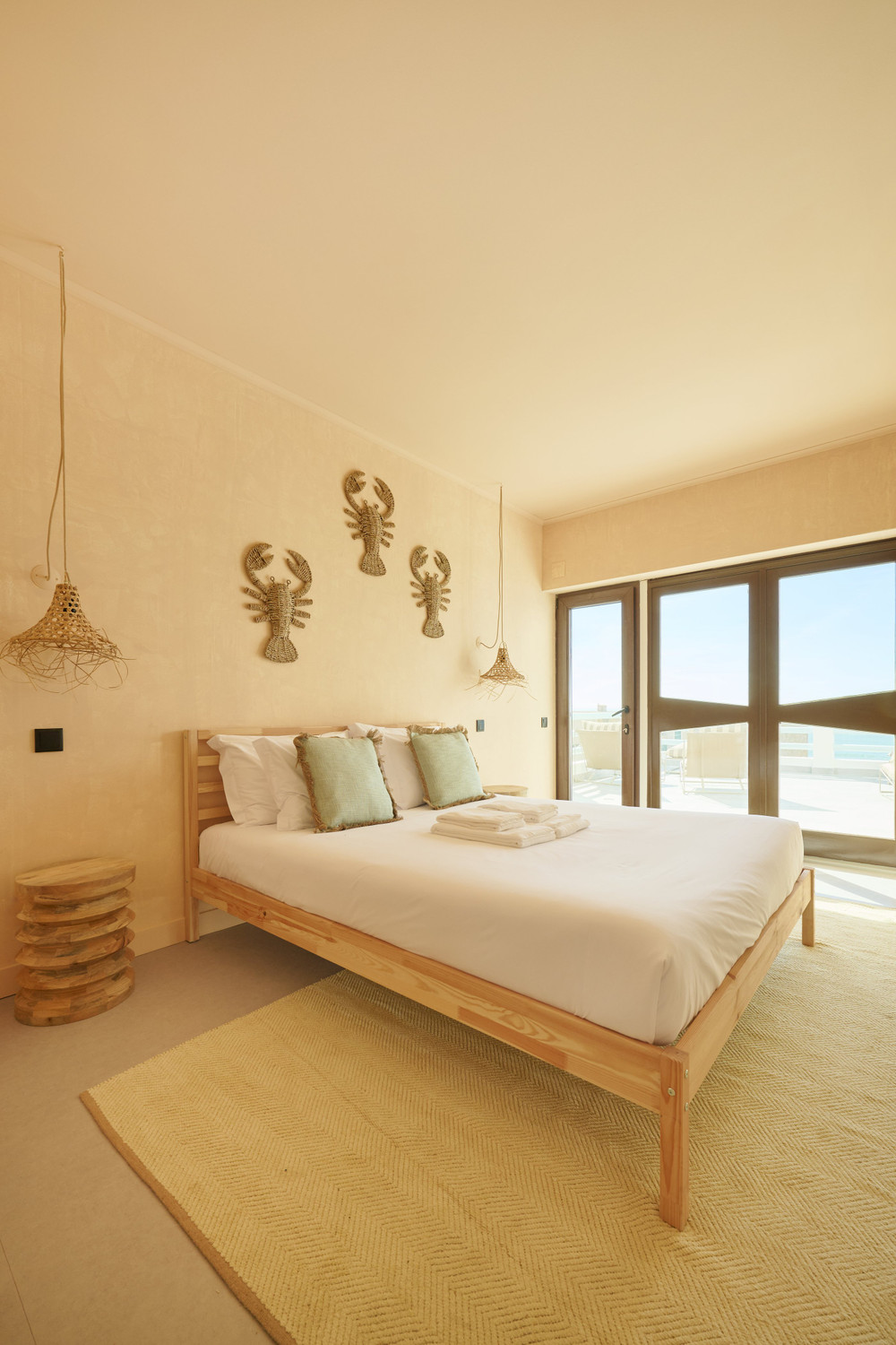Deluxe Double Room with Balcony and Ocean View preview