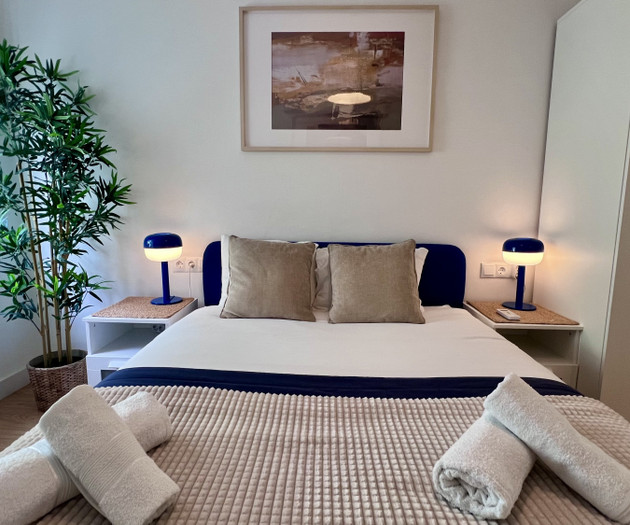 Peachy Stays 4-Bedroom Brand New Central Flat