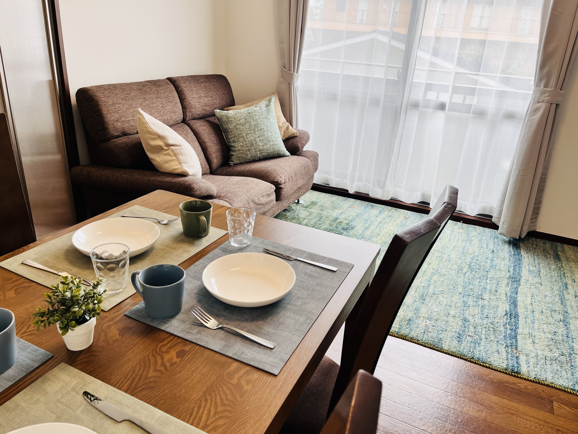 Living and Dining Area