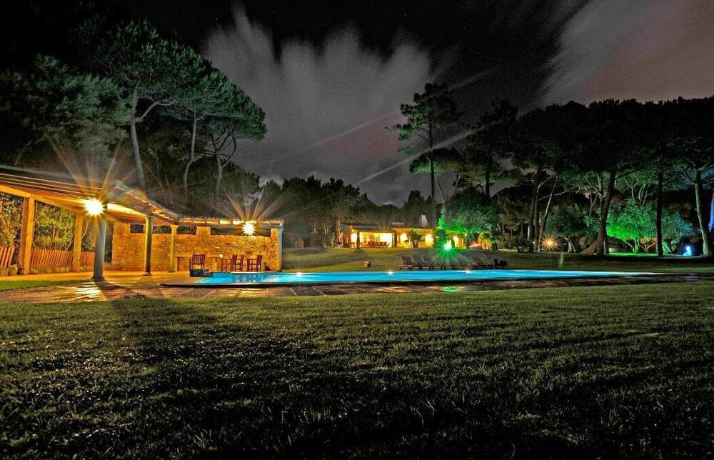 Villa with Luxury Garden in Sintra