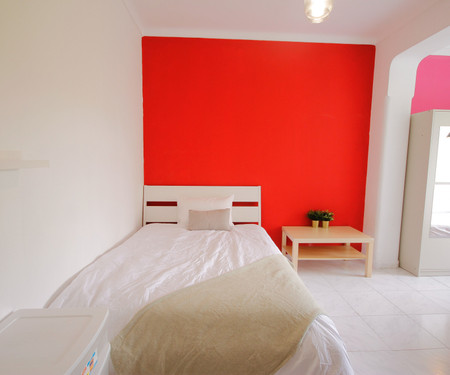 R0281- Room in Co-living San Andreu