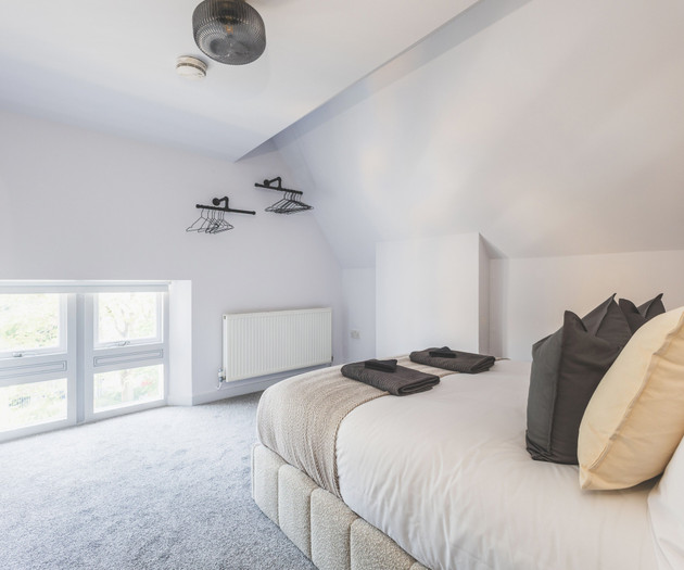 New Spacious 3 bed flat Duplex, Whitechapel
