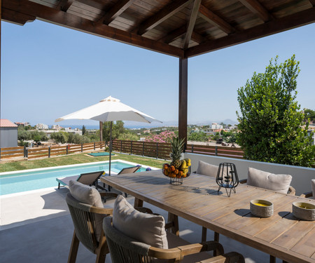 3-Bedroom Villa in Quiet Area 10' from Chania