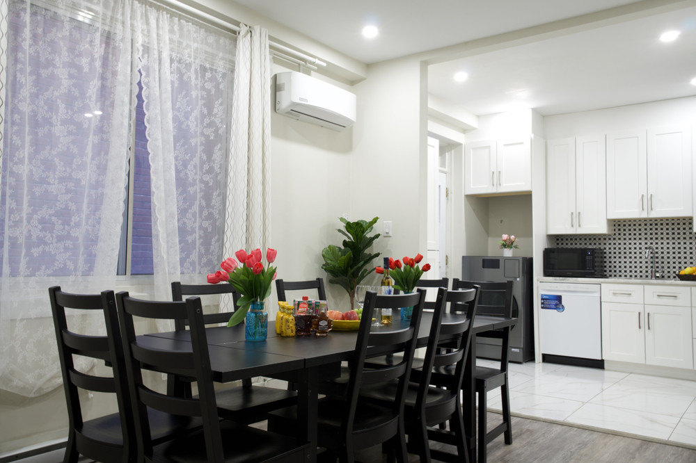 3 Bedroom Decarie Snowdon Metro 12 Mins Downtown preview