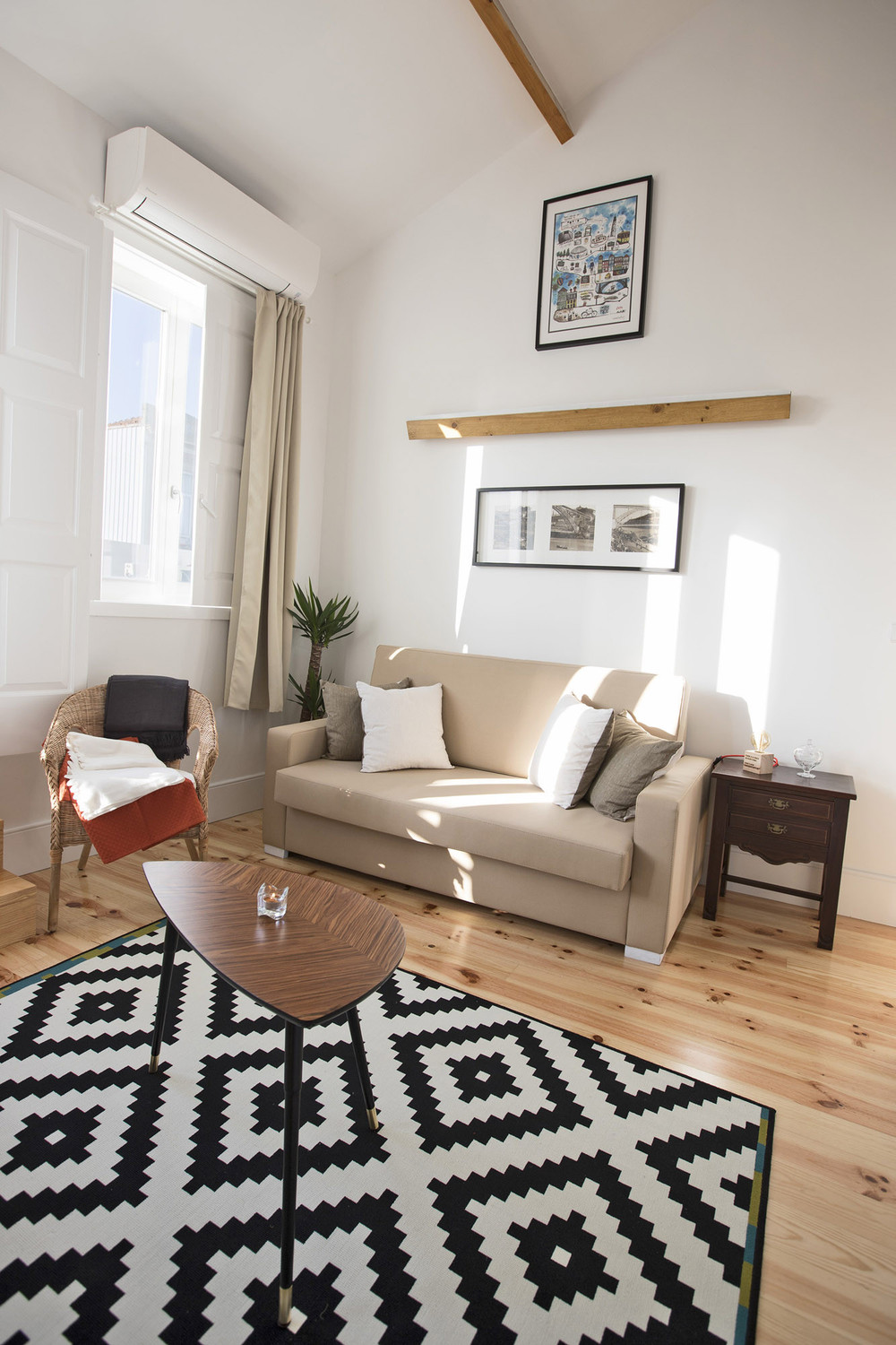 One-bedroom apartment with balcony in Bonfim Porto preview