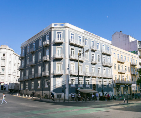 Fantastic Apartment w/ Balcony - Center of Lisbon