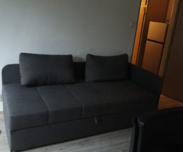 2-bed flat 3-min  from PTE Med School, move-in now