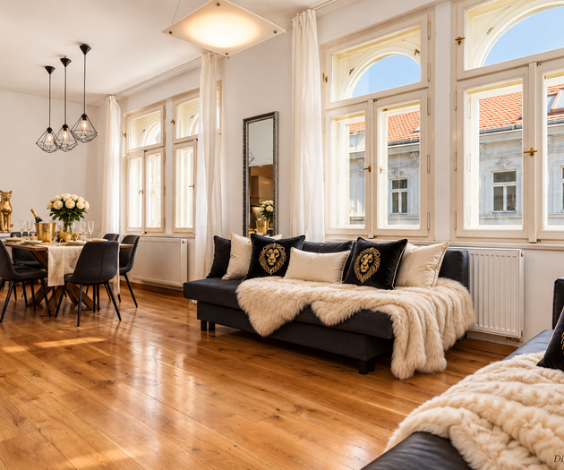 Golden Cat | Grand Luxury in Historic Prague