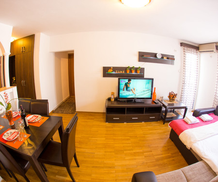 Lav apartman Budva