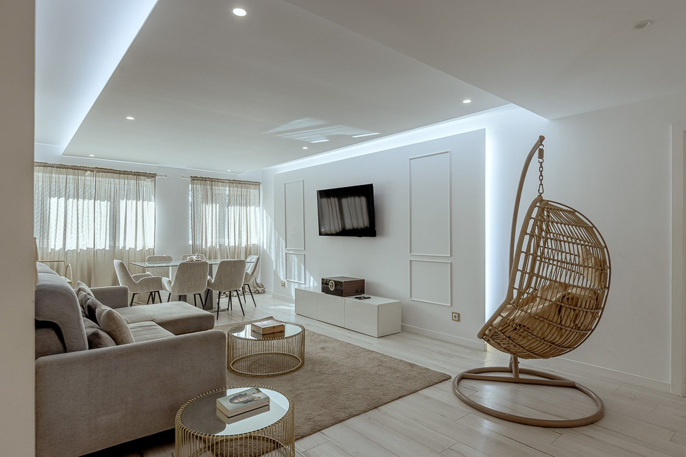 Spacious 3 bedroom apartment in Lisbon preview