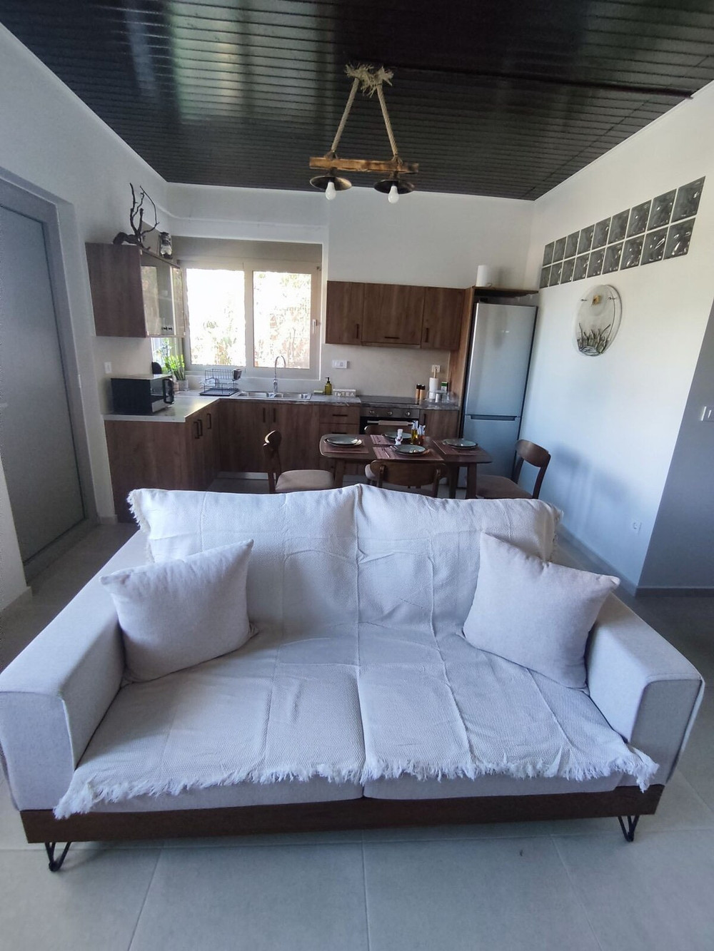 Theofanis apartment preview