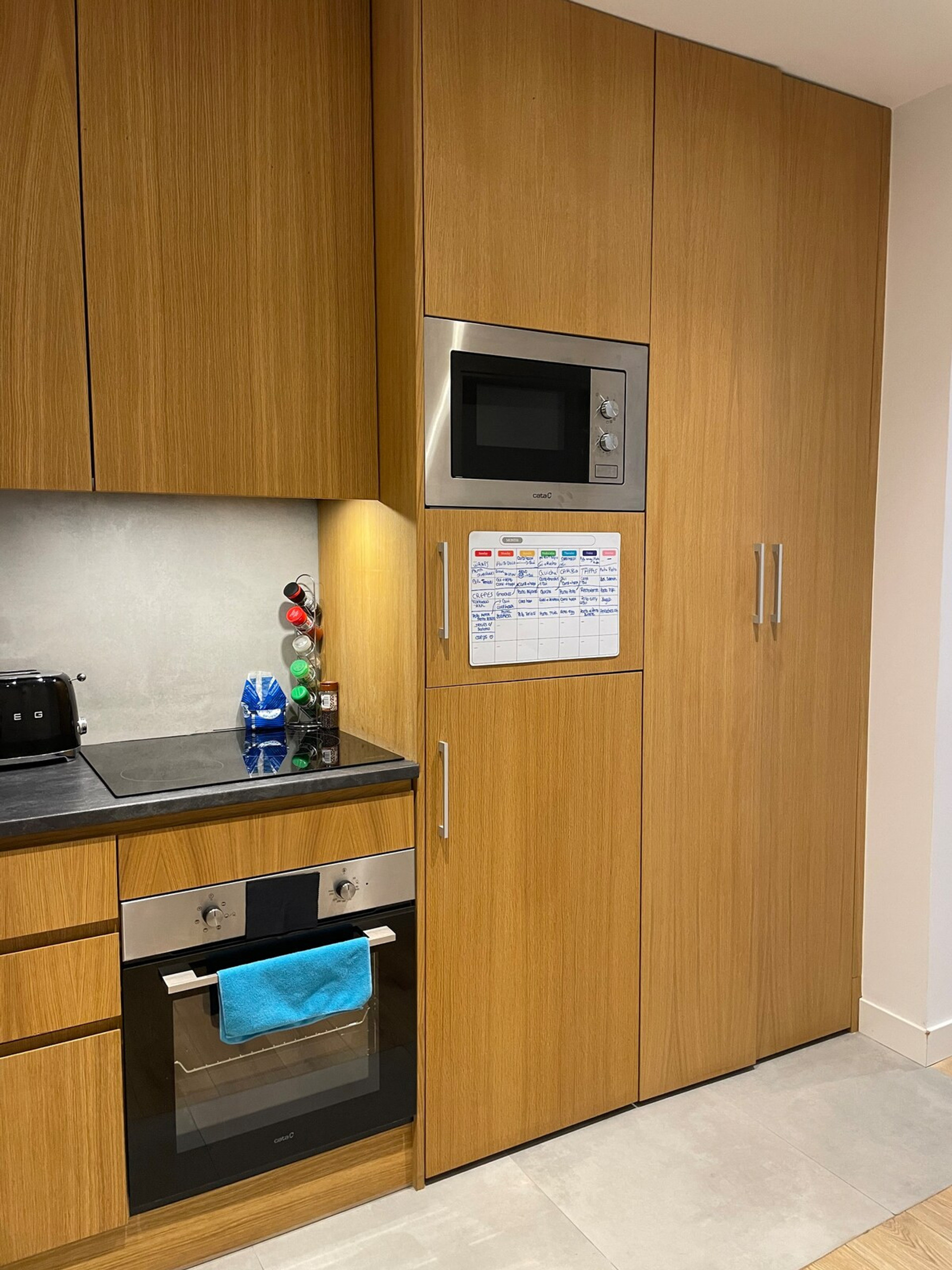 Full kitchen image 4