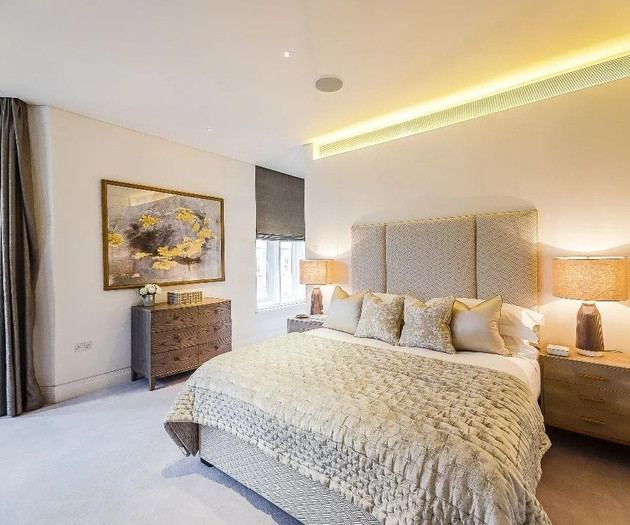 Penthouse with Premium Furnishing in Hamburg
