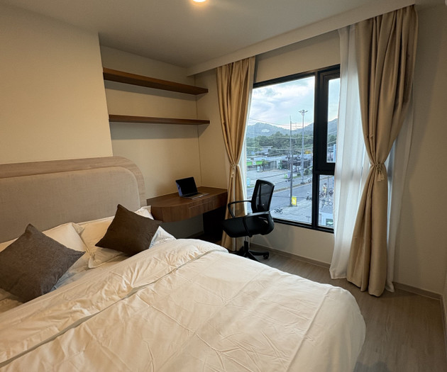 Modern Brand New 2 Bedrooms Condo at quiet corner