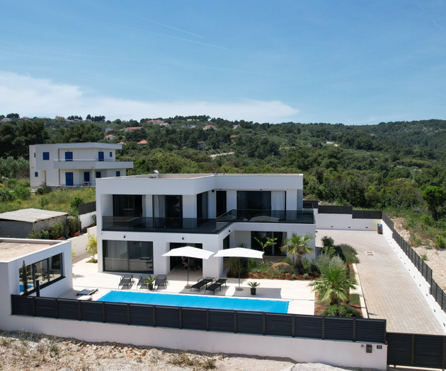 Luxury Villa