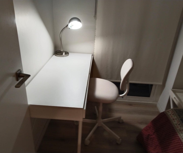 Apartment with Terrace Next to Turia Gardens